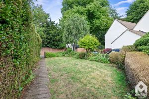 Photo 16- click for photo gallery